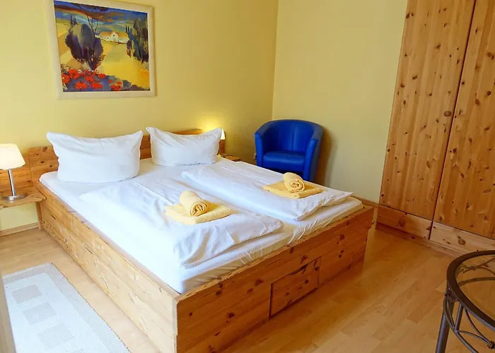 Warnemuende Alexandrinenstrasse 2189